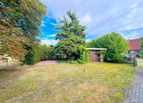 ...mit Terrasse neben der Garage - 5 Zimmer Mehrfamilienhaus, Wohnhaus in Aland