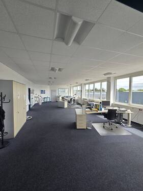 dc43b72c-bdb8-4bfa-83ad-e10c2b6e2803.jpeg - 4 Zimmer Büro zur Miete in Obermichelbach