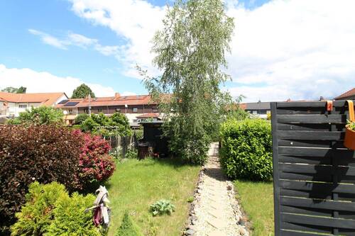 Außenansicht (6) - Reihenmittelhaus mit 80,00 m&sup2; in Zwickau zum Kaufen