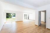 Living and dining area - 