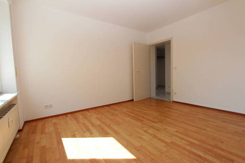 Schlafzimmer 1 - 