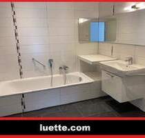 Helle 2 12-Zi-Terrassen-Whg ca. 85m² Wohnfl., Terrasse, EBK, Parkett, modernes schickes Bad, ebenerdiger Zugang - Görwihl