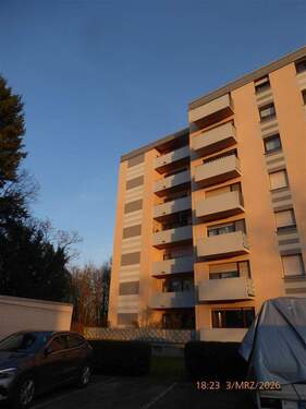 P1020199.jpg - großzügige 3 Zimmer-Wohnung, Loggia, Keller, KfZ-Stellplatz - in eigener Sache - zu vermieten