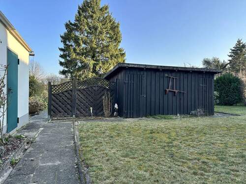  Garten mit Schuppen - 7 Zimmer Einfamilienhaus in Eschede