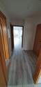 Flur (Blick zum Wohnzimmer) - 