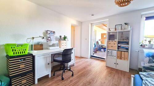 Zimmer 2 - Etagenwohnung mit 105,00 m&sup2; in Köthen (Anhalt) zur Miete