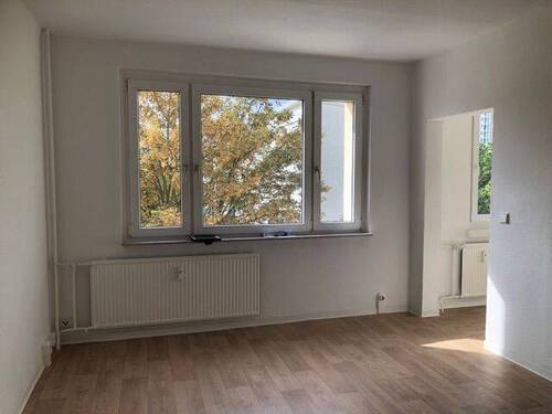Wohnzimmer - * Nachmieter gesucht * kleines Singleappartement *
