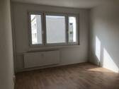 Schlafzimmer - 2 Zimmer Etagenwohnung zur Miete in Halle (Saale)