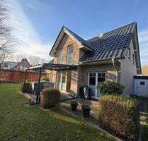 AHRENSBURG - Sehr gepflegtes Einfamilienhaus in ruhiger Wohnlage