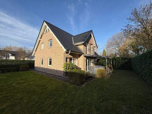 3.jpg - Einfamilienhaus mit 144,00 m&sup2; in Ahrensburg zum Kaufen