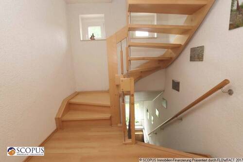 Treppe ins DG - 