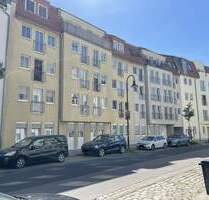 Geräumige 2-Raumwohnung mit Balkon und großzügigem Wohnbereich sucht Sie als neuen Mieter! - Dresden Pieschen-Süd