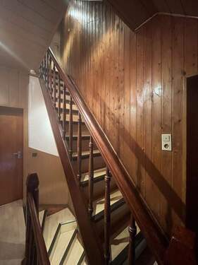 Aufgang zum Dachgeschoss - 