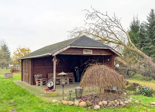 ...für die Freiluftsaison - 7 Zimmer Mehrfamilienhaus, Wohnhaus zum Kaufen in Werben (Elbe)