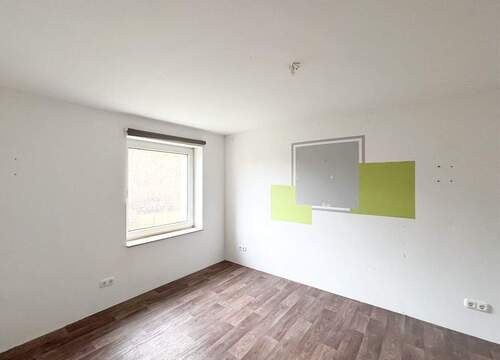 ...nebenan Arbeits-oder Gästezimmer - 