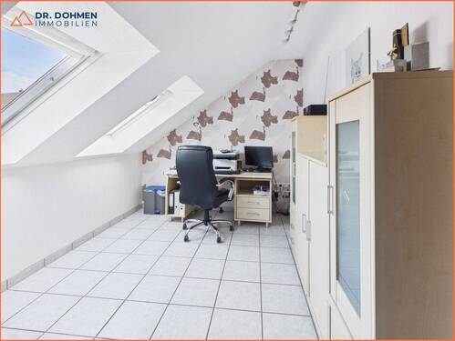 Wohnzimmer (Schlafzimmer) - 