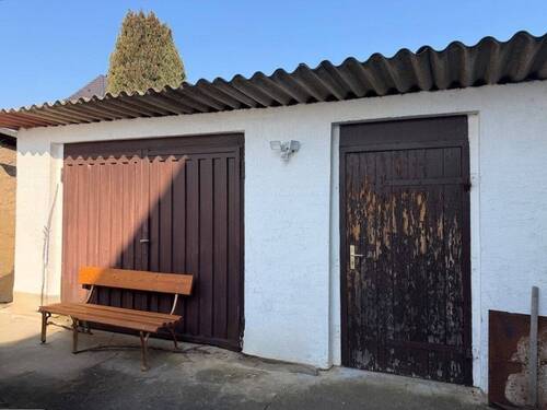 Garage mit Abstellraum - 5 Zimmer Einfamilienhaus in Kretzschau