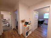 Flur II baugleiche Wohnung.jpg - 