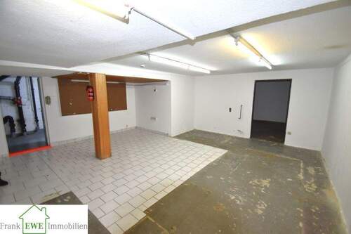 Lagerraum, Wohn- und Geschäftshaus - 