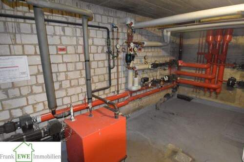 Versorgungskeller, Wohn- und Geschäftshaus - 