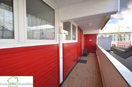 Laubengang, Wohn- und Geschäftshaus zum Kauf in Düsseldorf Garath, Frank Ewe Immobilienmakjler Düsseldorf Hassels - 