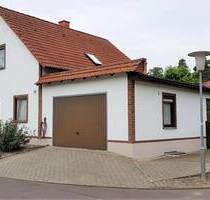 Einfamilienhaus mit Pool am Waldrand - Wolmirstedt Farsleben