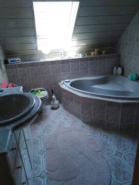 Bad.jpg - 6 Zimmer Einfamilienhaus zum Kaufen in Wolmirstedt