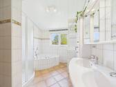 Badezimmer DG - 