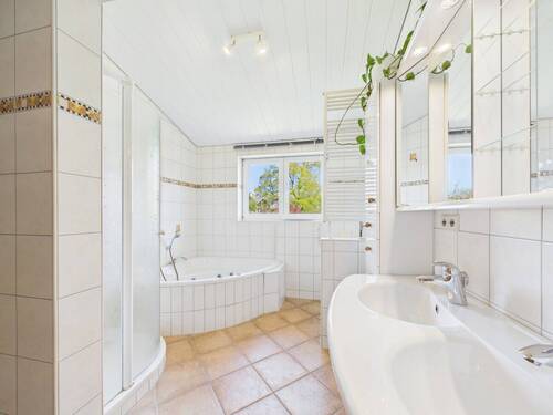 Badezimmer DG - 
