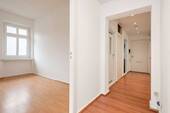 Flur + Zimmer1 - 