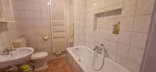Bad im EG Nebengebäude - 