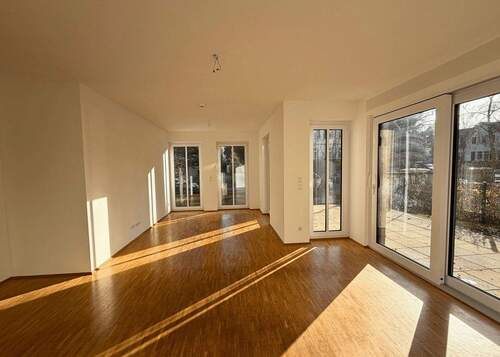 Wohnzimmeransicht 2 - 