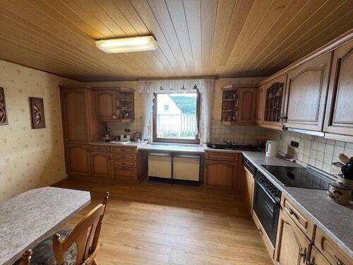 Blick vom Flur zur Küche - 