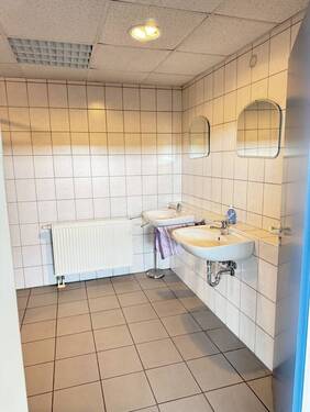 Toilettenanlage EG - 