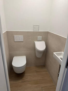 WC - Büro in Wiesbaden
