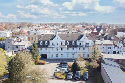Wohn-/Geschäftshaus - 3 Zimmer Etagenwohnung zum Kaufen in Ribnitz-Damgarten