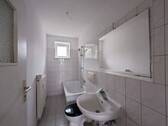 Tageslichtbad mit Wanne - 