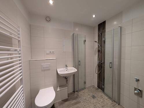 Badezimmer - 1 Zimmer Etagenwohnung in Chemnitz