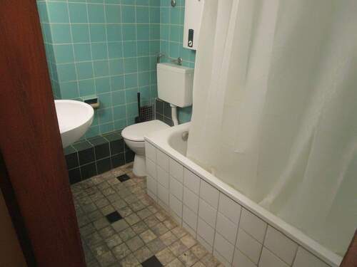 Gemeinschaftsbad DG Appartments 1 - 