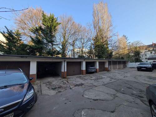 Garagenzeile Innenhof - Gewerbeobjekt (Büro, Produktion, Verkauf) in Köln zum Kaufen