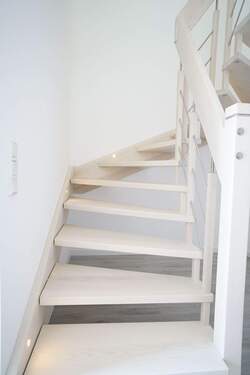 Treppe mit LED-Einbauspots 