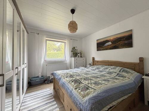 Schlafzimmer 1. OG - 