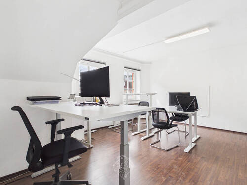 Büro 2 - Büro mit 116,40 m&sup2; in Würzburg zur Miete