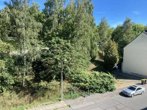 Blick auf die Straße - 3 Zimmer Etagenwohnung in Zwickau