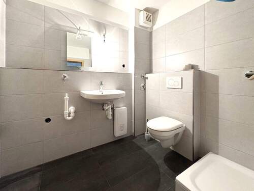 neues Bad - 1 Zimmer Etagenwohnung in Hildesheim