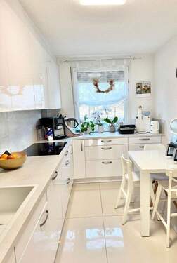 Bild 1 - Moderne 4 Zimmer Erdgeschoss Wohnung