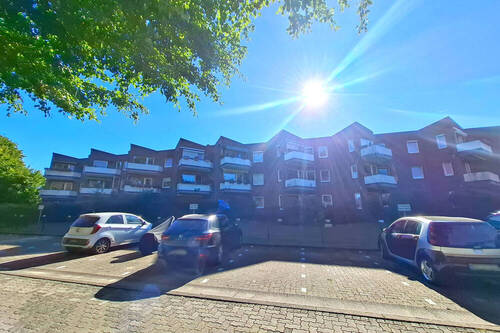 Hausansicht - 3 Zimmer Etagenwohnung zum Kaufen in Bargteheide