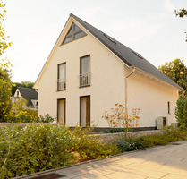 Sie lieben Sonne und viel Licht? Dann ist dies Ihr energiesparendes Town & Country Haus in Moringen