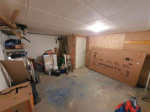 09 Keller grosser Keller mit S - 