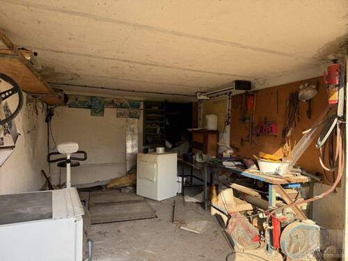 Garage mit Grube - 